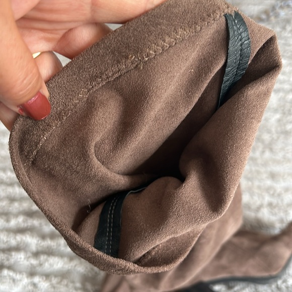 Jeffrey Campbell thigh high, chocolate brn, suede like, block heeled boots, 7.5 - Picture 6 of 6